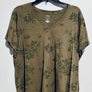 Sonoma green floral T-shirt size XL. 100% cotton.